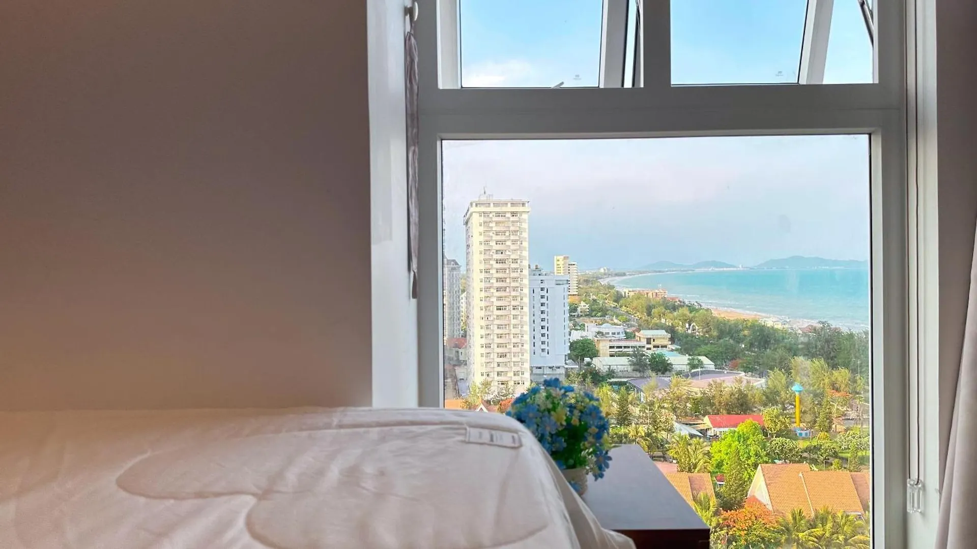 Mermaid Seaview Apartment Vung Tau -Mai Oanh Homestay Vietnam